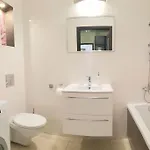 Luxury Kings 50m2 2 Pok. Downtown Dobrego Pasterza Piekny Apartment