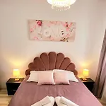 Luxury Kings 50m2 2 Pok. Downtown Dobrego Pasterza Piekny Apartamento Cracóvia