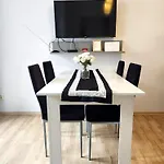 Luxury Kings 50m2 2 Pok. Downtown Dobrego Pasterza Piekny Apartment Krakau